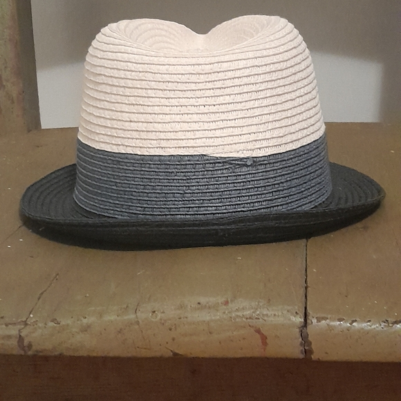 H&M unisex tricolor straw fedora hat, size 56/medium - Picture 4 of 9